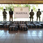 SEMAR asegura 2 toneladas de cocaína en costas de Michoacán